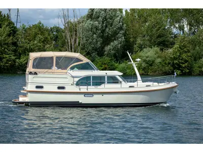 Exterior view of Luna Elise, a Linssen Grand Sturdy 35.0 AC motor yacht at Kinrooi, Belgium
