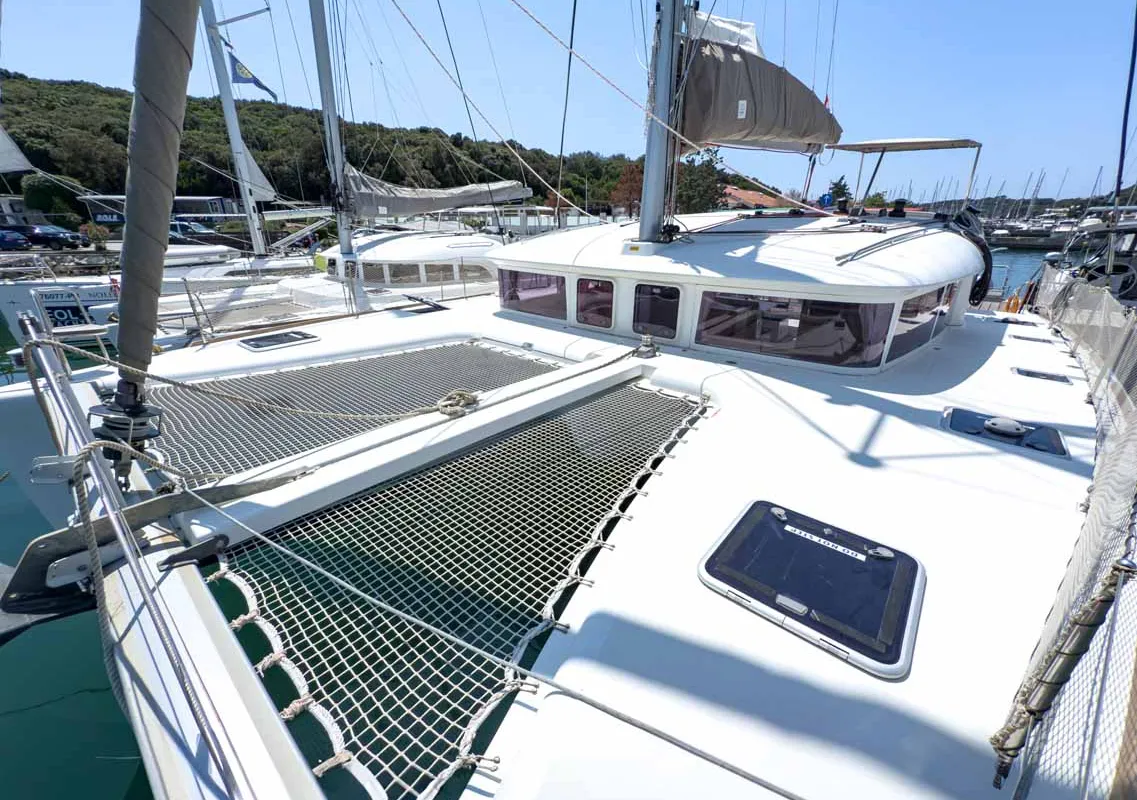 Deck of Yolamare, a Lagoon 400 S2 catamaran at Grad Pula, Croatia