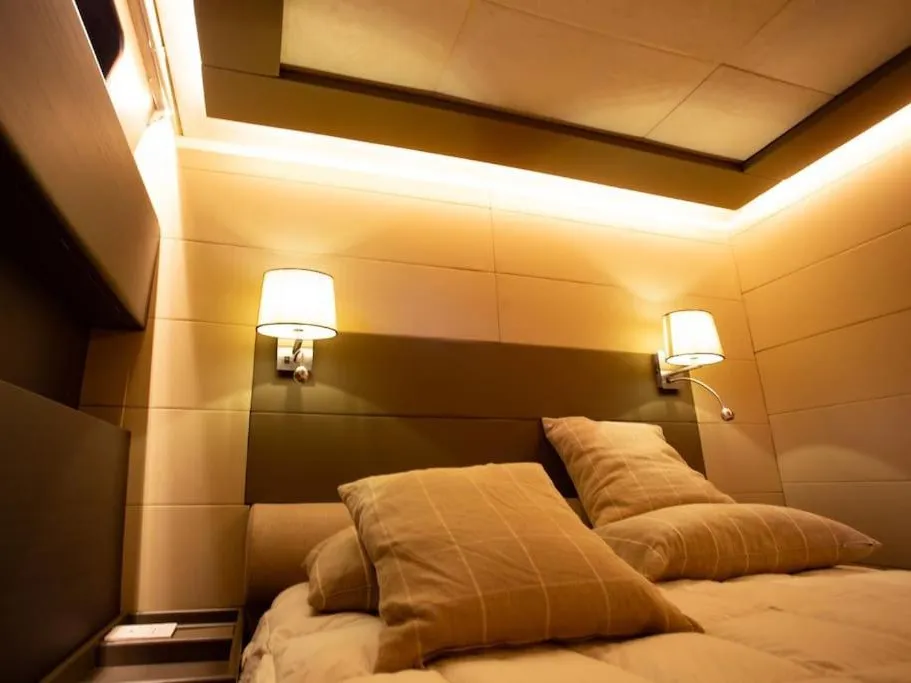 Cabin on Maeva Star, a Arno Leopard 23 motor yacht at Syracuse, Italy