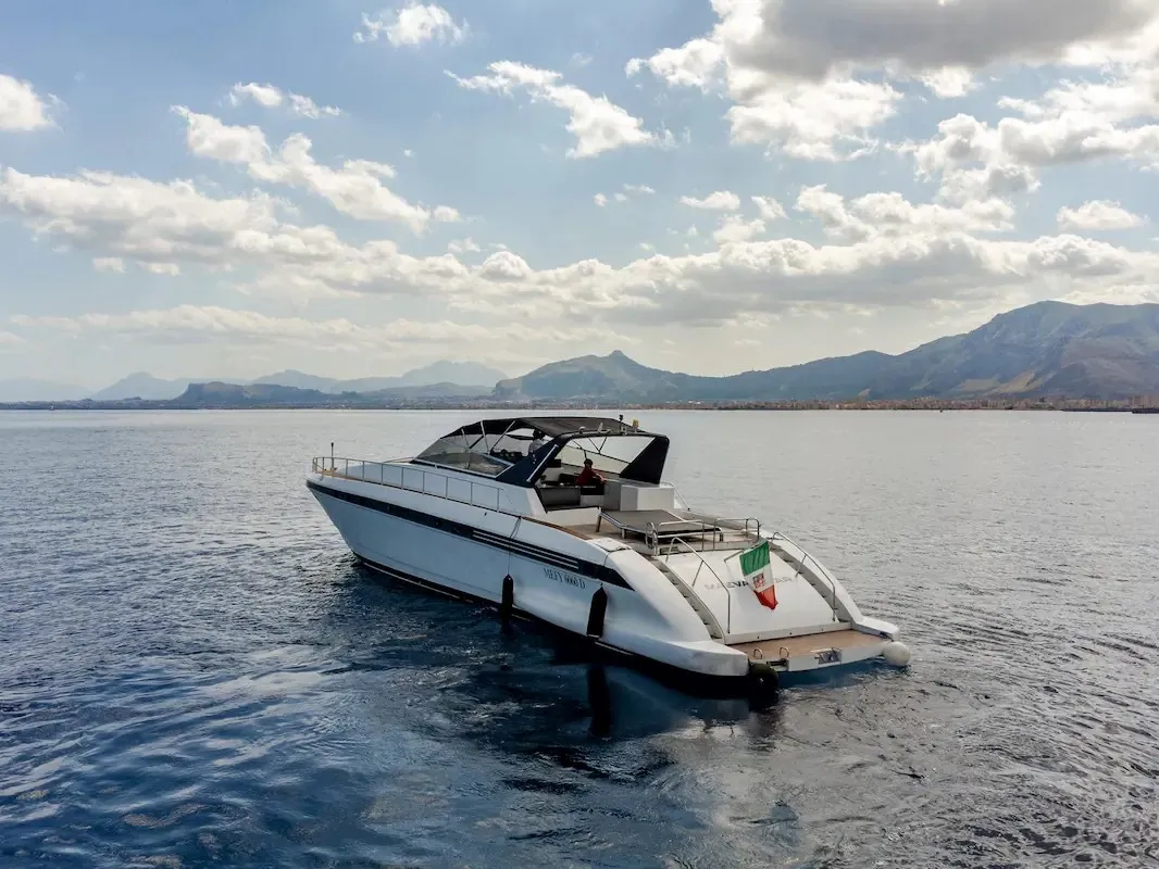 Exterior view of Maeva Star, a Arno Leopard 23 motor yacht at Syracuse, Italy