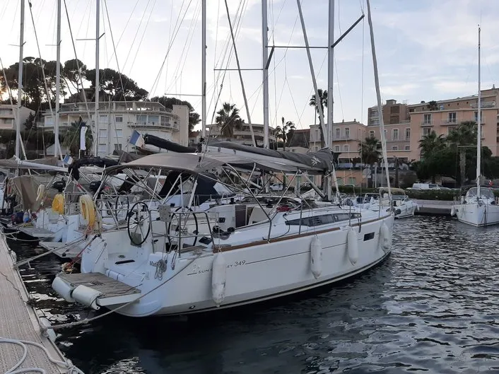Exterior view of Madison, a Jeanneau Sun Odyssey 349 sailboat at Toulon, France