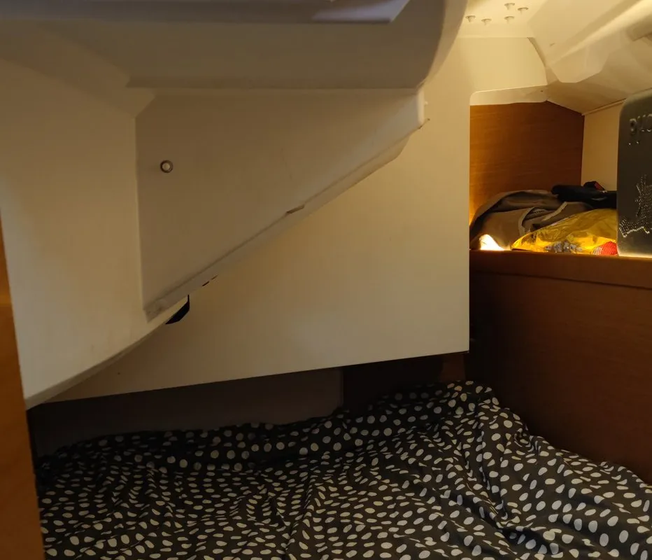 Cabin on Madison, a Jeanneau Sun Odyssey 349 sailboat at Toulon, France