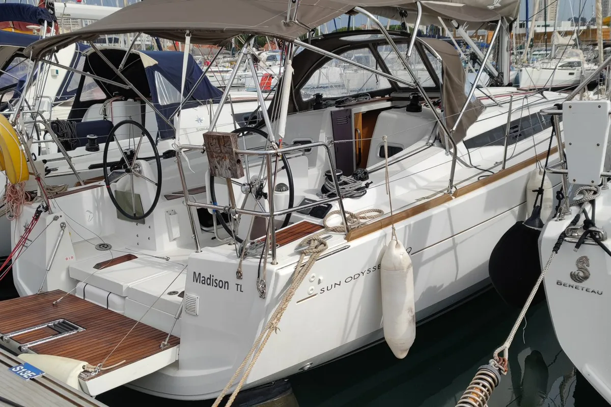 Cockpit of Madison, a Jeanneau Sun Odyssey 349 sailboat at Toulon, France