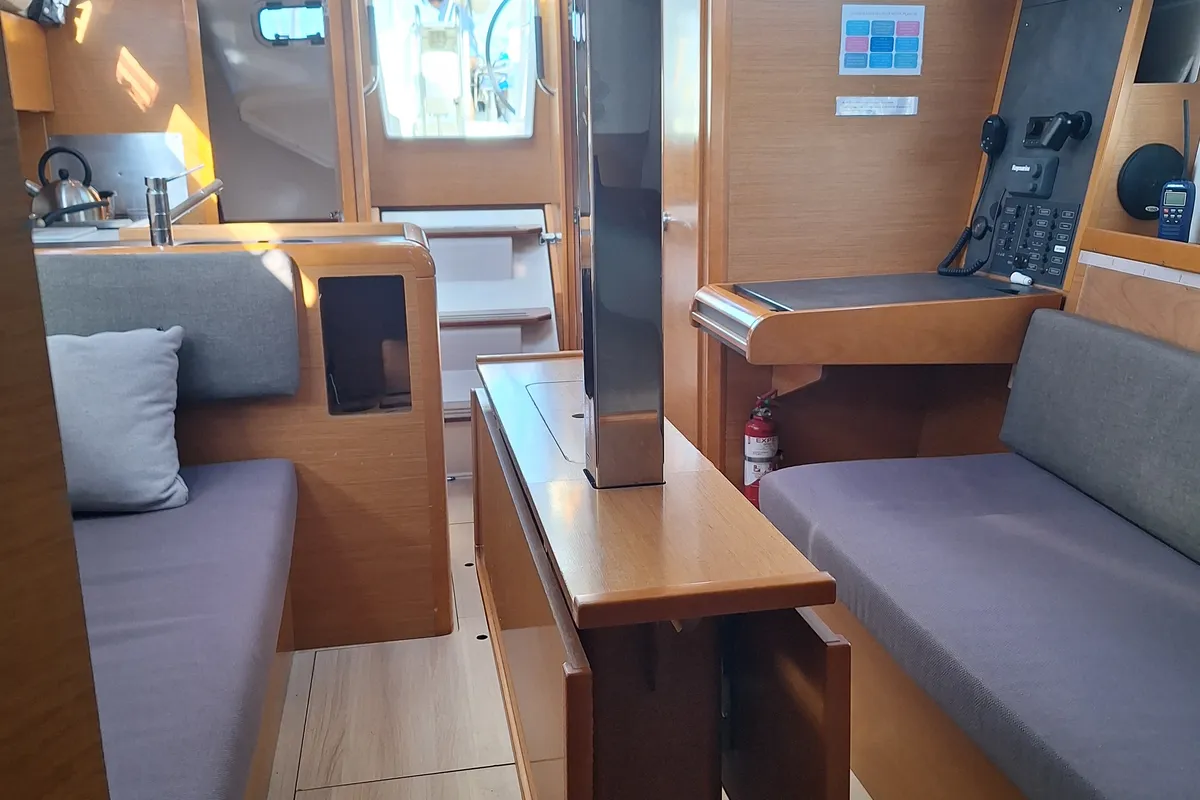 Jeanneau Sun Odyssey 349, a sailboat at Toulon, France