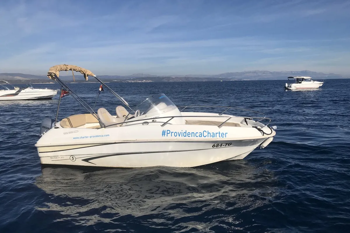 Exterior view of Benetau Flyer 550 Sun Deck, a Beneteau 550 Flyer motorboat at Grad Trogir, Croatia