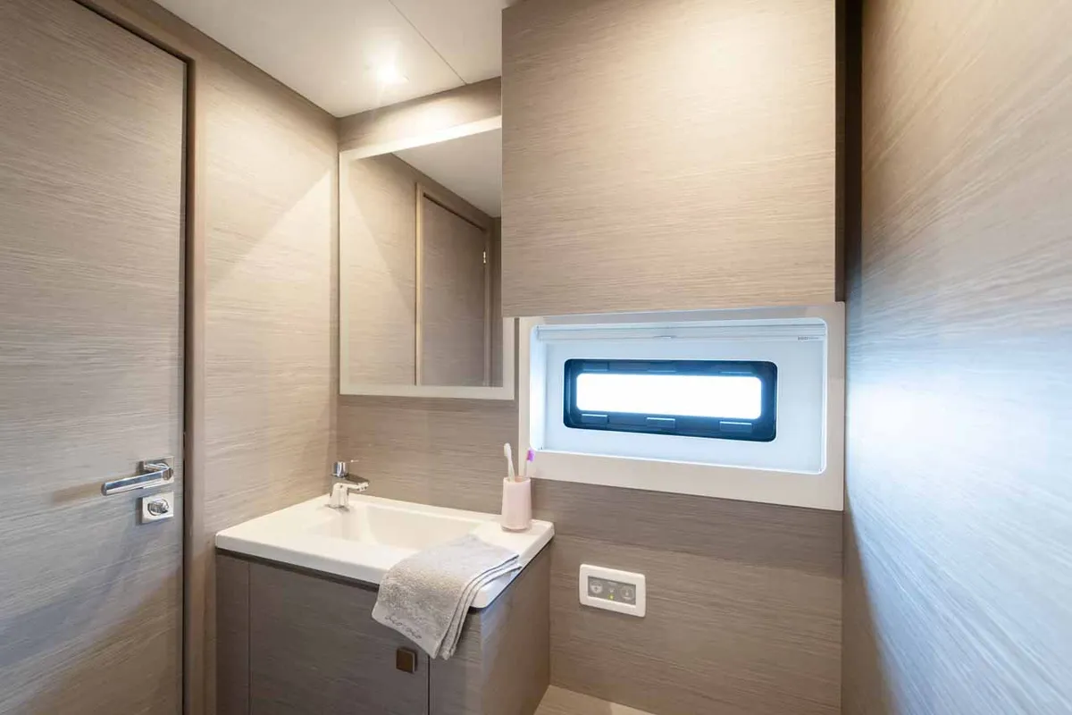 Head on Family 2.0, a Fountaine Pajot MY6 catamaran at Grad Šibenik, Croatia