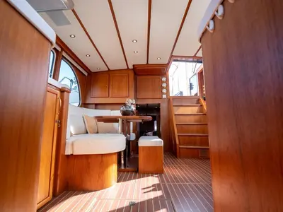 Salon of Us Schipp, a De Drait DeLuxe 42 motorboat at Akkrum, Netherlands