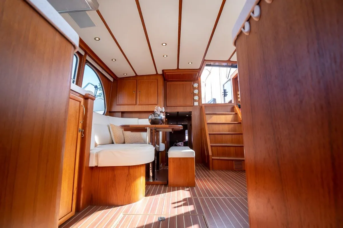 Salon of Us Schipp, a De Drait DeLuxe 42 motorboat at Akkrum, Netherlands