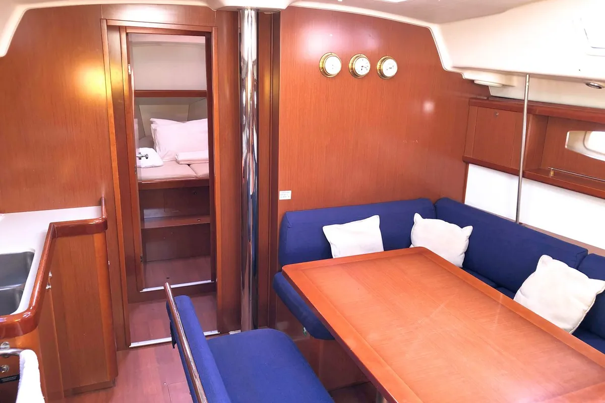 Salon of Whisper, a Beneteau Oceanis 43 sailboat at Athens, Greece