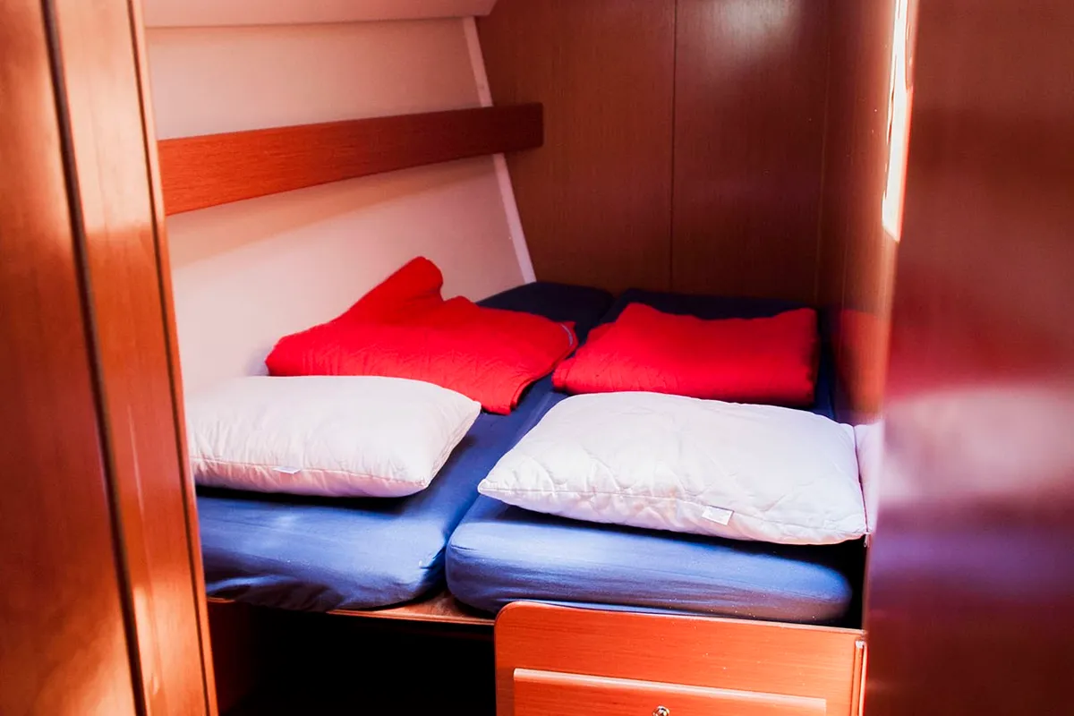 Cabin on Penny, a Beneteau Cyclades 50.5 sailboat at Athens, Greece