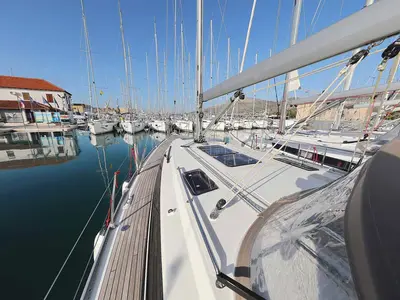 Deck of Sursulapitschi, a Bavaria Cruiser 37 sailboat at Grad Pula, Croatia
