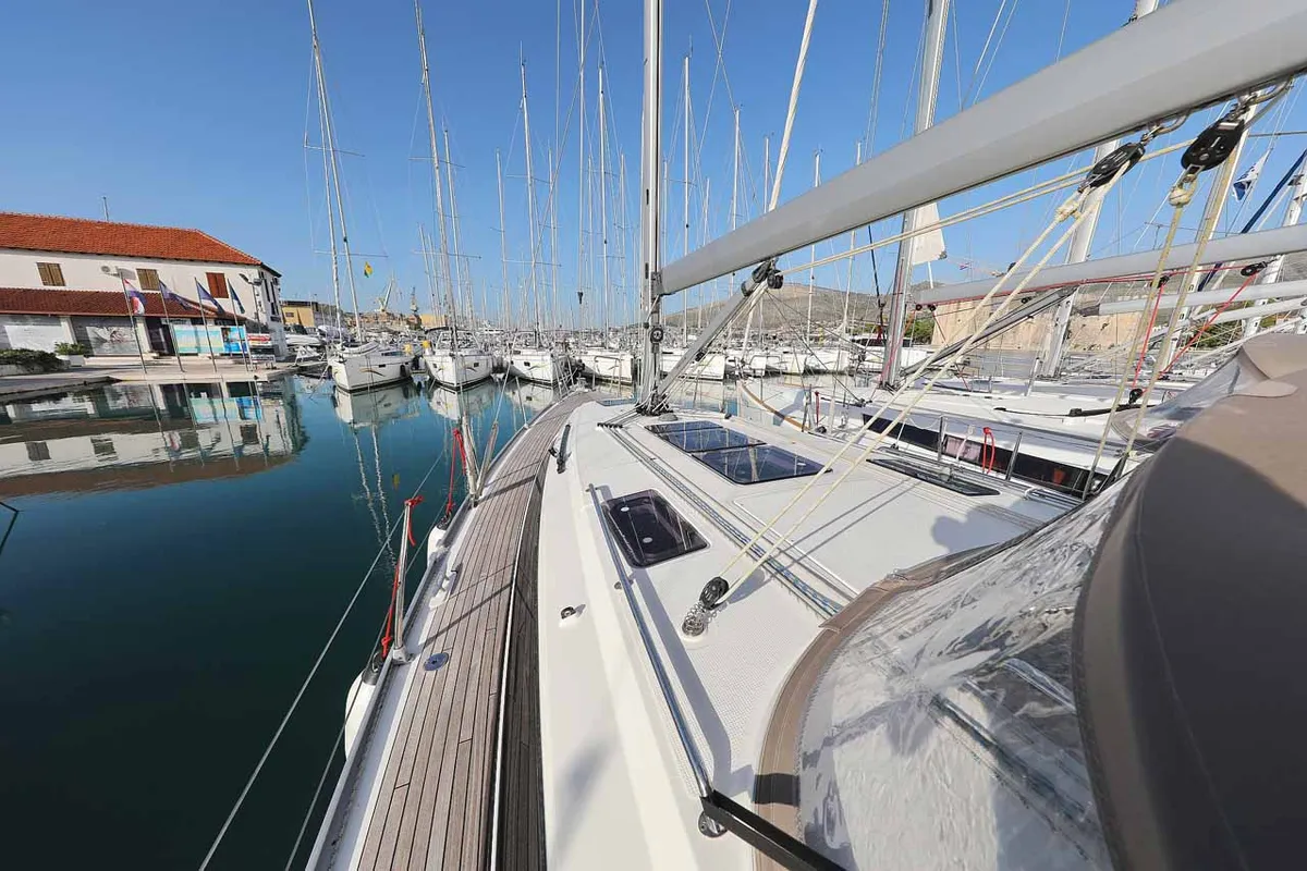 Deck of Sursulapitschi, a Bavaria Cruiser 37 sailboat at Grad Pula, Croatia