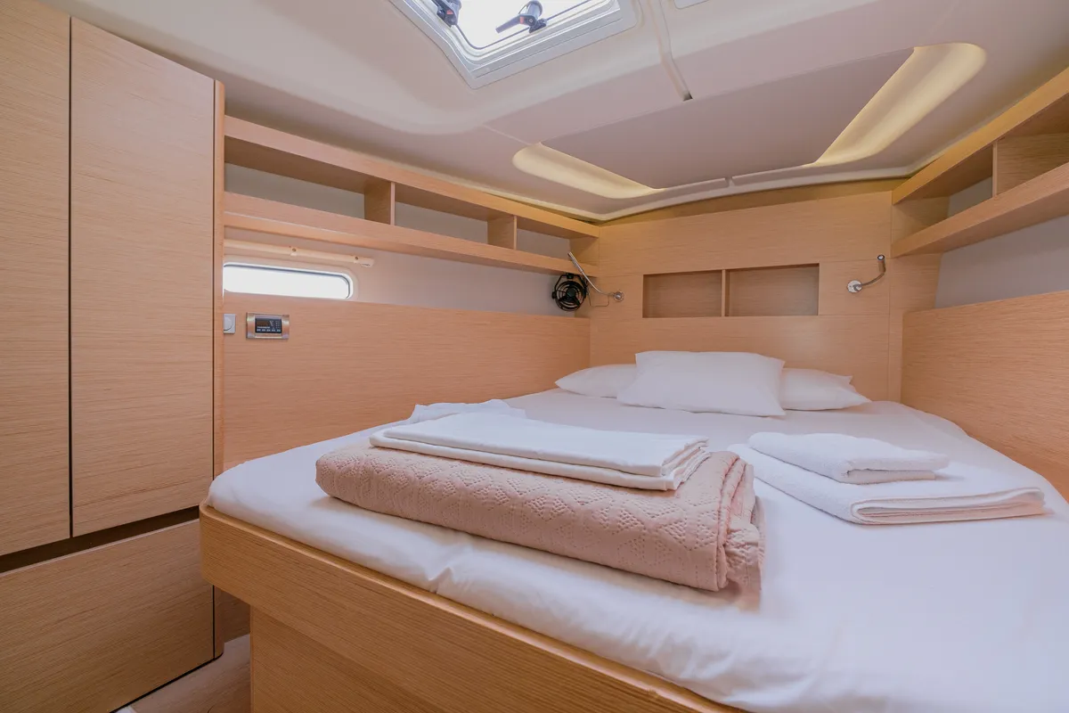 Cabin on Ella, a Hanse 458 sailboat at Kos, Greece