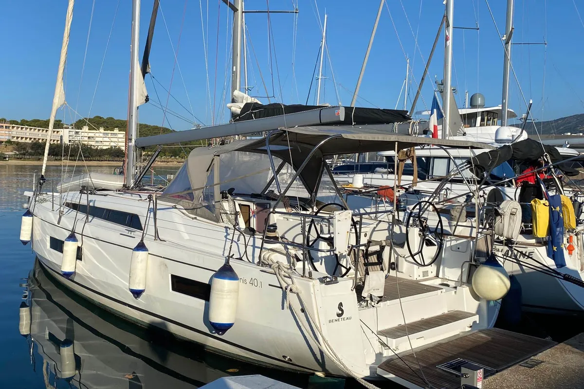 JEAN BART III, a Beneteau Oceanis 40.1 sailboat at La Favière, France