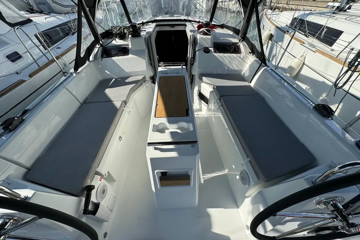 Cockpit of Arnie, a Beneteau Oceanis 34.1 sailboat at Općina Sukošan, Croatia