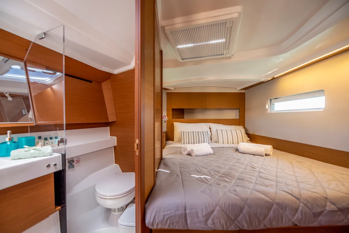 Cabin on Garfish, a Jeanneau Sun Odyssey 410 sailboat at Municipal Unit of Lefkada, Greece
