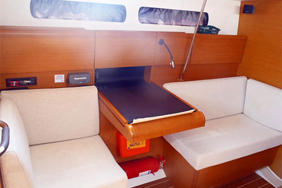 Salon of Karma, a Jeanneau Sun Odyssey 439 sailboat at Gåshaga, Sweden
