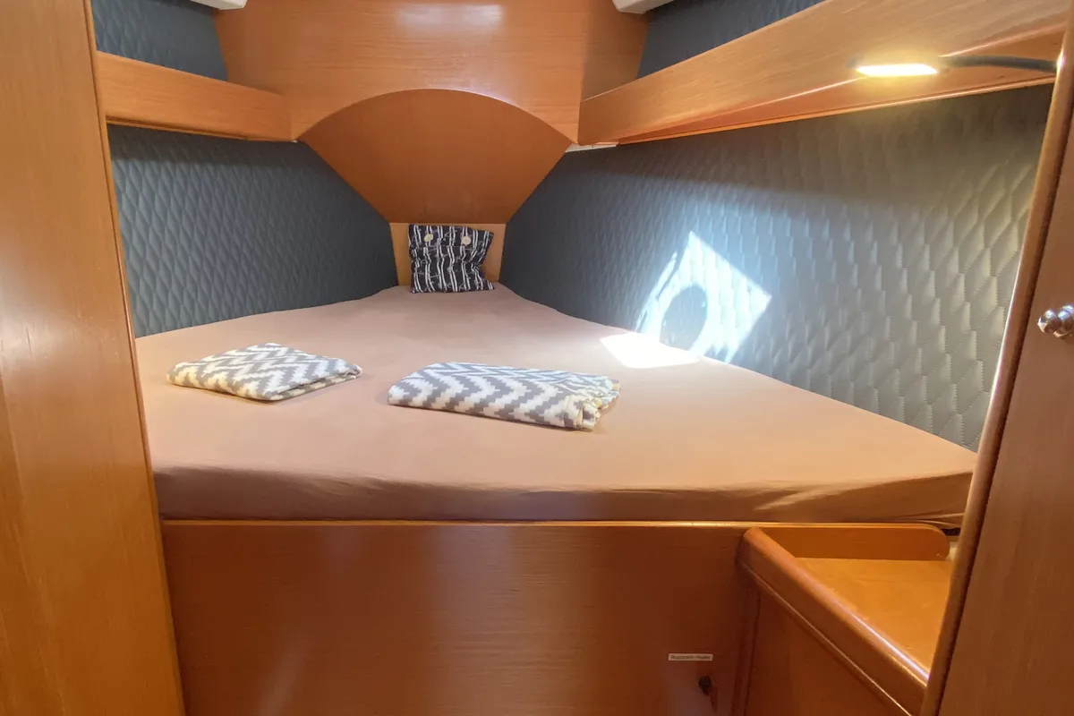 Cabin on Fix, a Beneteau Cyclades 43.4 sailboat at Heiligenhafen, Germany