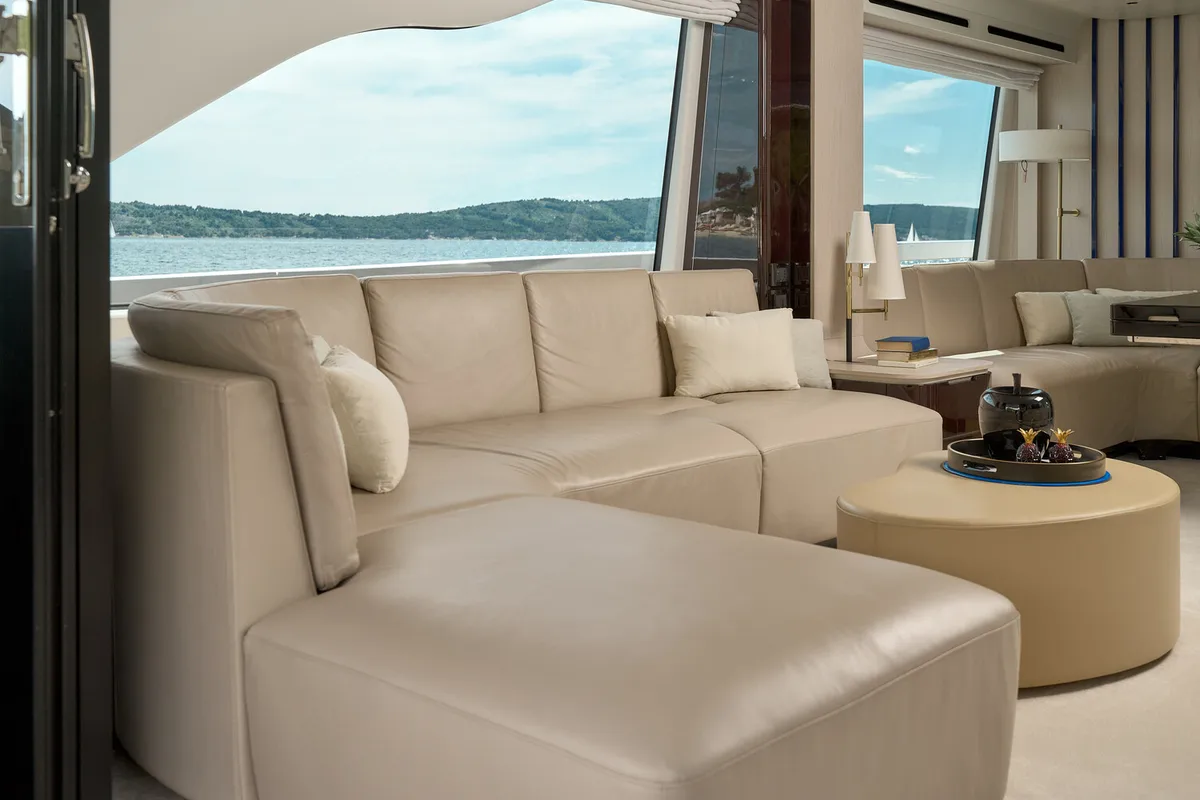 Salon of Viva, a Azimut 78 Fly motor yacht at Podstrana - Miljevac, Croatia