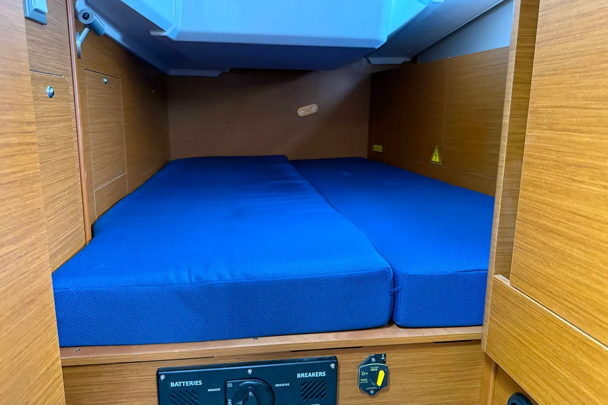 Cabin on Maral, a Jeanneau Sun Odyssey 410 sailboat at Punat, Croatia