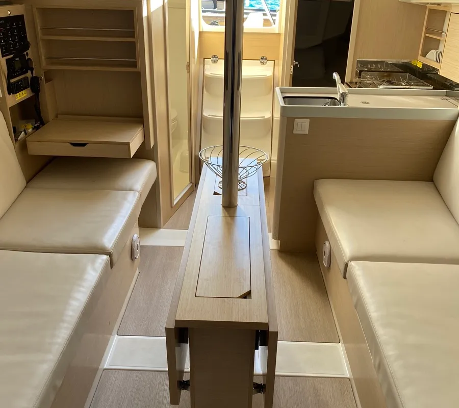 Salon of Carina, a Beneteau Oceanis 30.1 sailboat at Olbia, Italy