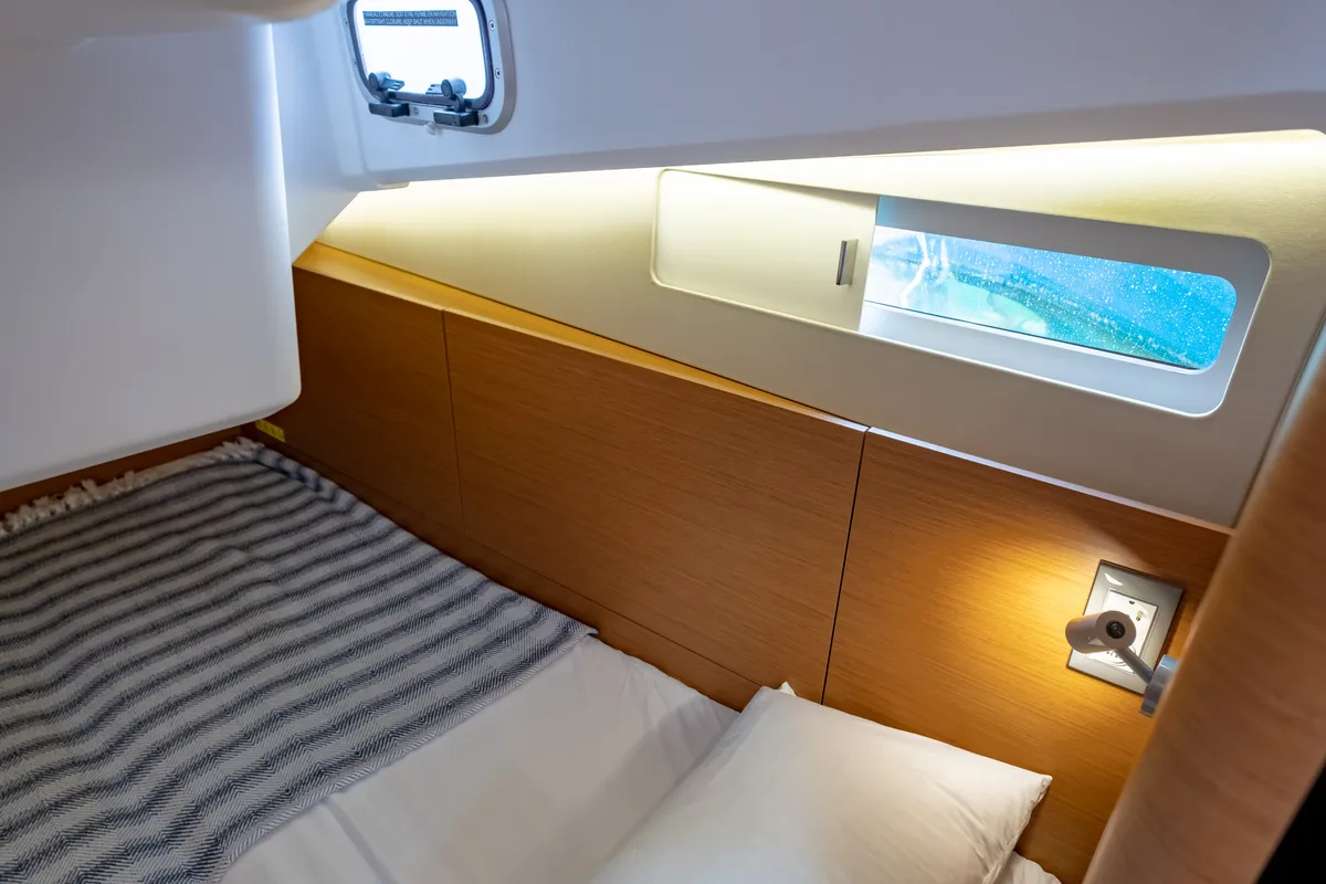 Cabin on Elcano, a Jeanneau Sun Odyssey 410 sailboat at Municipal Unit of Lefkada, Greece