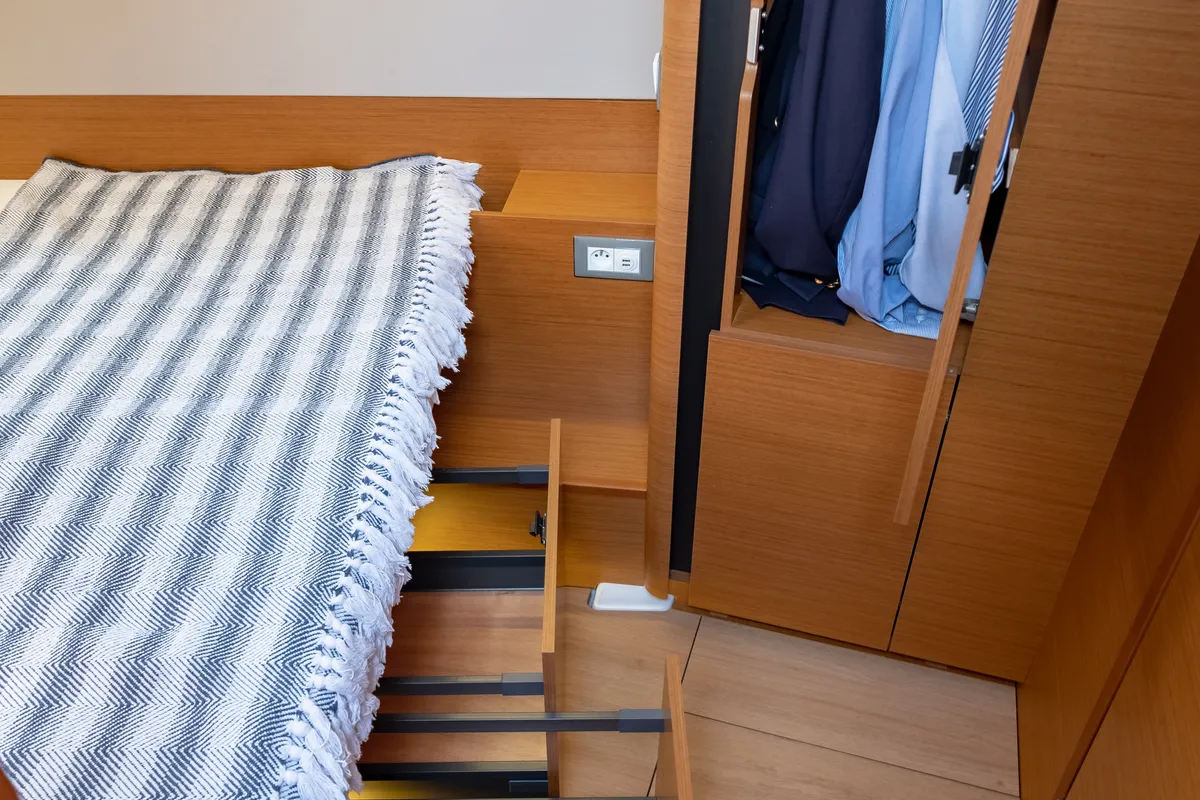 Cabin on Elcano, a Jeanneau Sun Odyssey 410 sailboat at Municipal Unit of Lefkada, Greece
