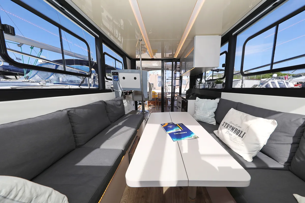Salon of Muneca, a Cobra Yachts Futura 40 Grand Horizon motor yacht at Grad Vodice, Croatia