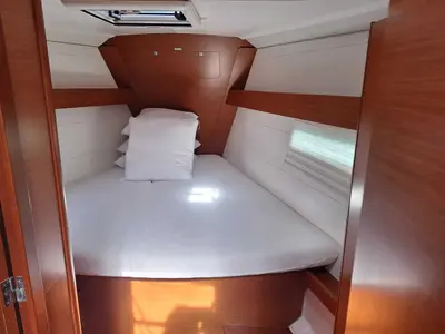 Cabin on Rose De Mer, a Dufour 412 GL sailboat at Toulon, France