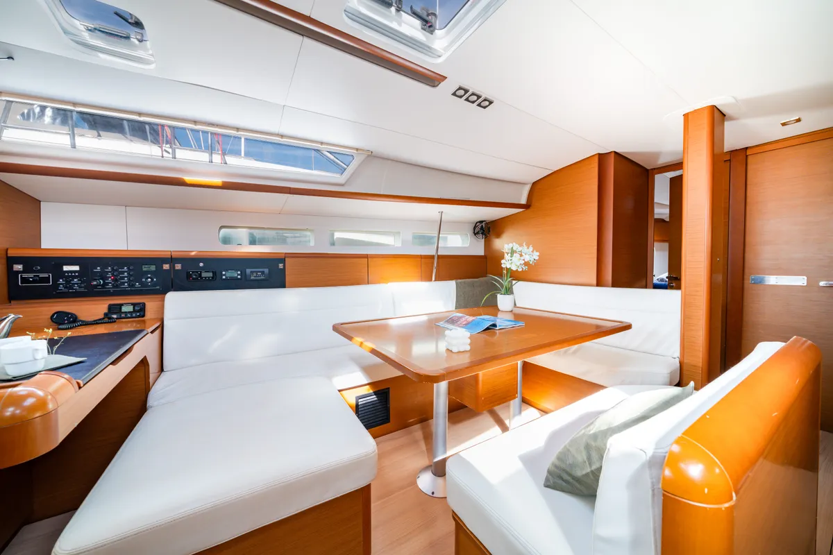 Juicy Lucy, a Jeanneau Sun Odyssey 519 sailboat at Municipal Unit of Nea Peramos, Greece