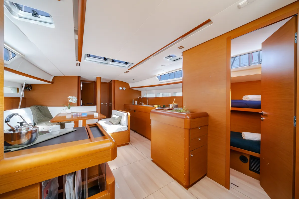 Juicy Lucy, a Jeanneau Sun Odyssey 519 sailboat at Municipal Unit of Nea Peramos, Greece