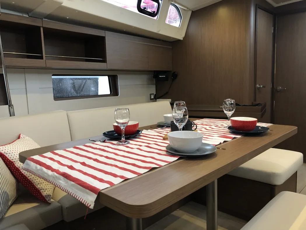 Salon of Nemo, a Beneteau Oceanis 46.1 sailboat at Općina Medulin, Croatia
