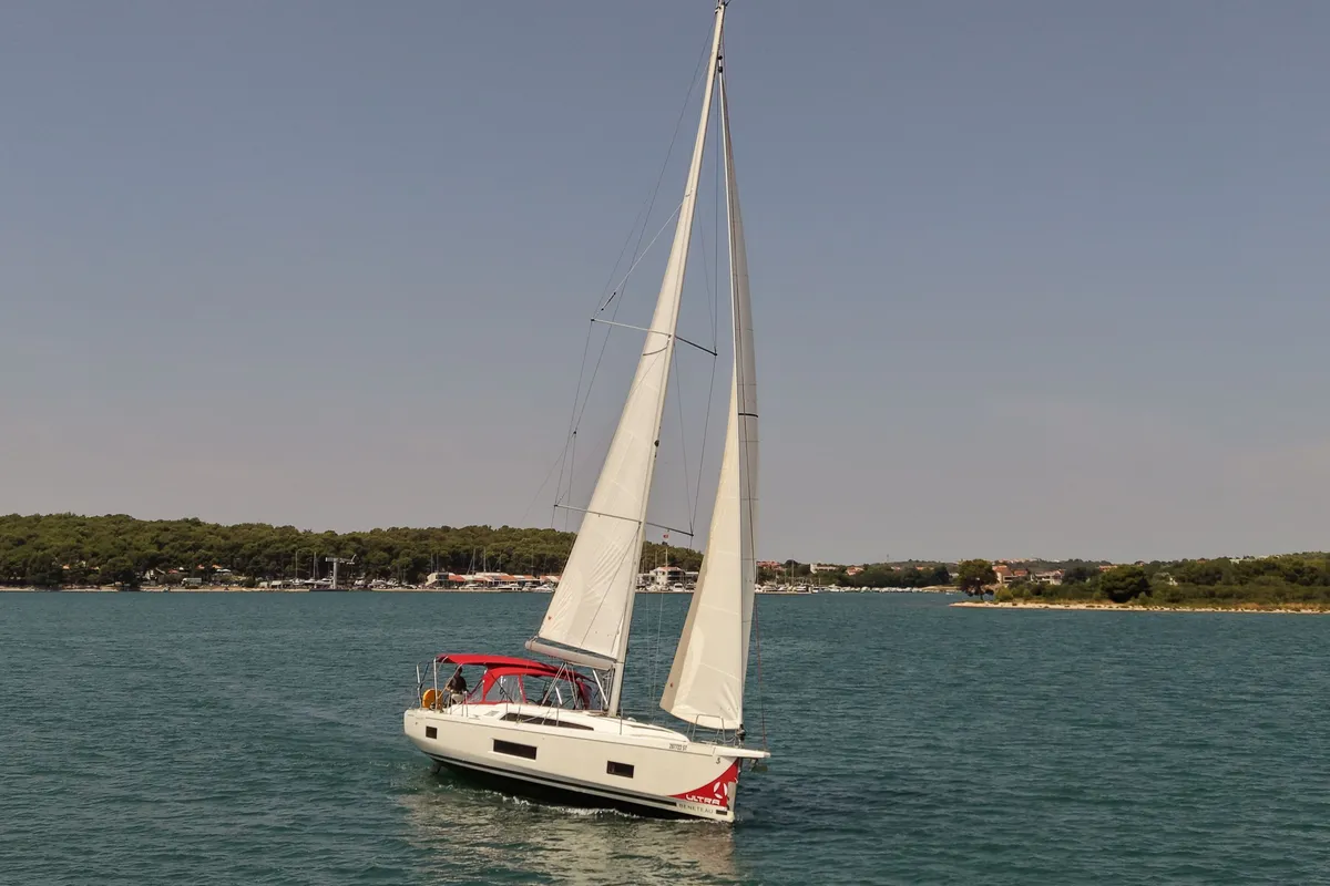 Nemo, a Beneteau Oceanis 46.1 sailboat at Općina Medulin, Croatia