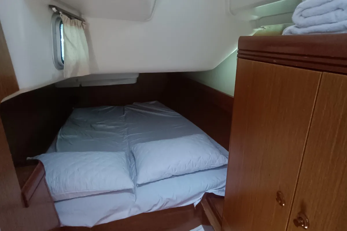 Cabin on Sea Obsession, a Jeanneau Sun Odyssey 42i sailboat at Municipal Unit of Ellomenos, Greece