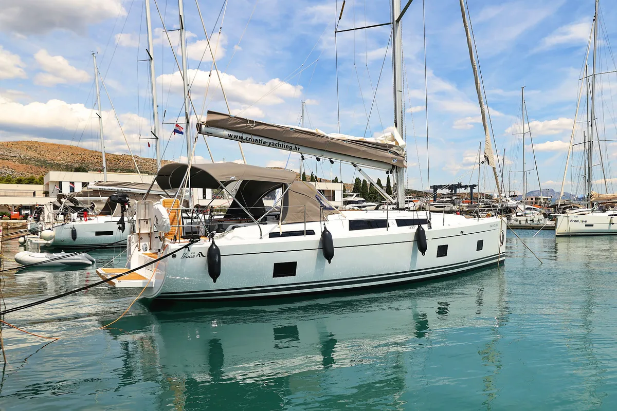 Exterior view of Teri, a Hanse 418 sailboat at Seget Donji, Croatia