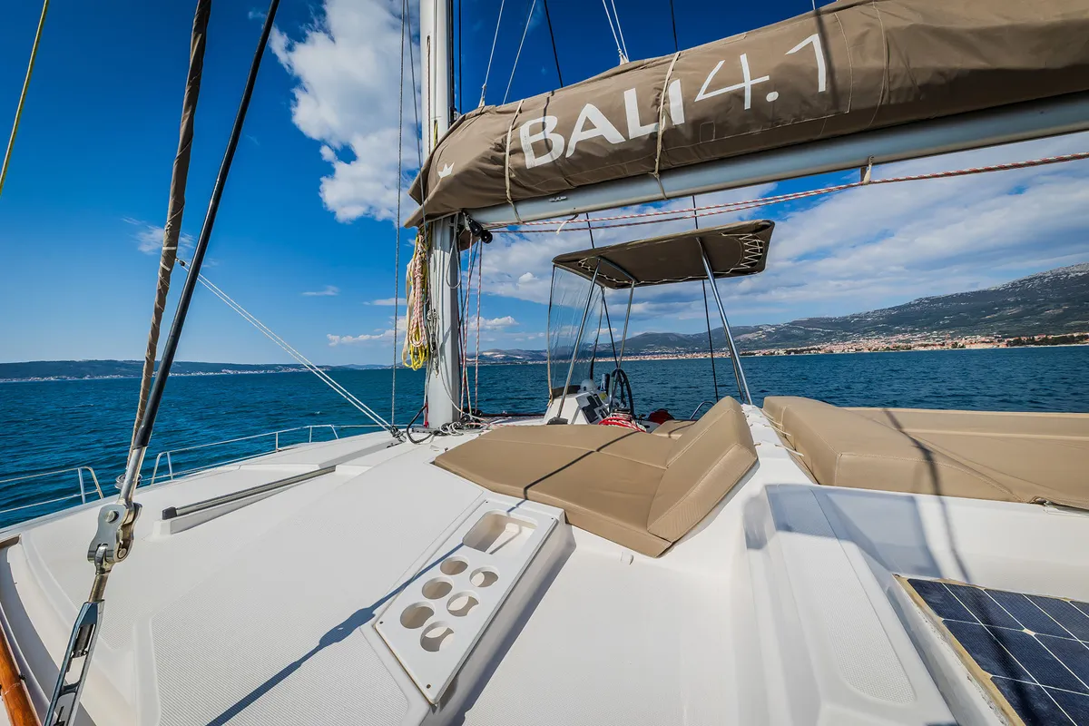 Kanalu, a Bali 4.1 catamaran at Grad Kaštela, Croatia
