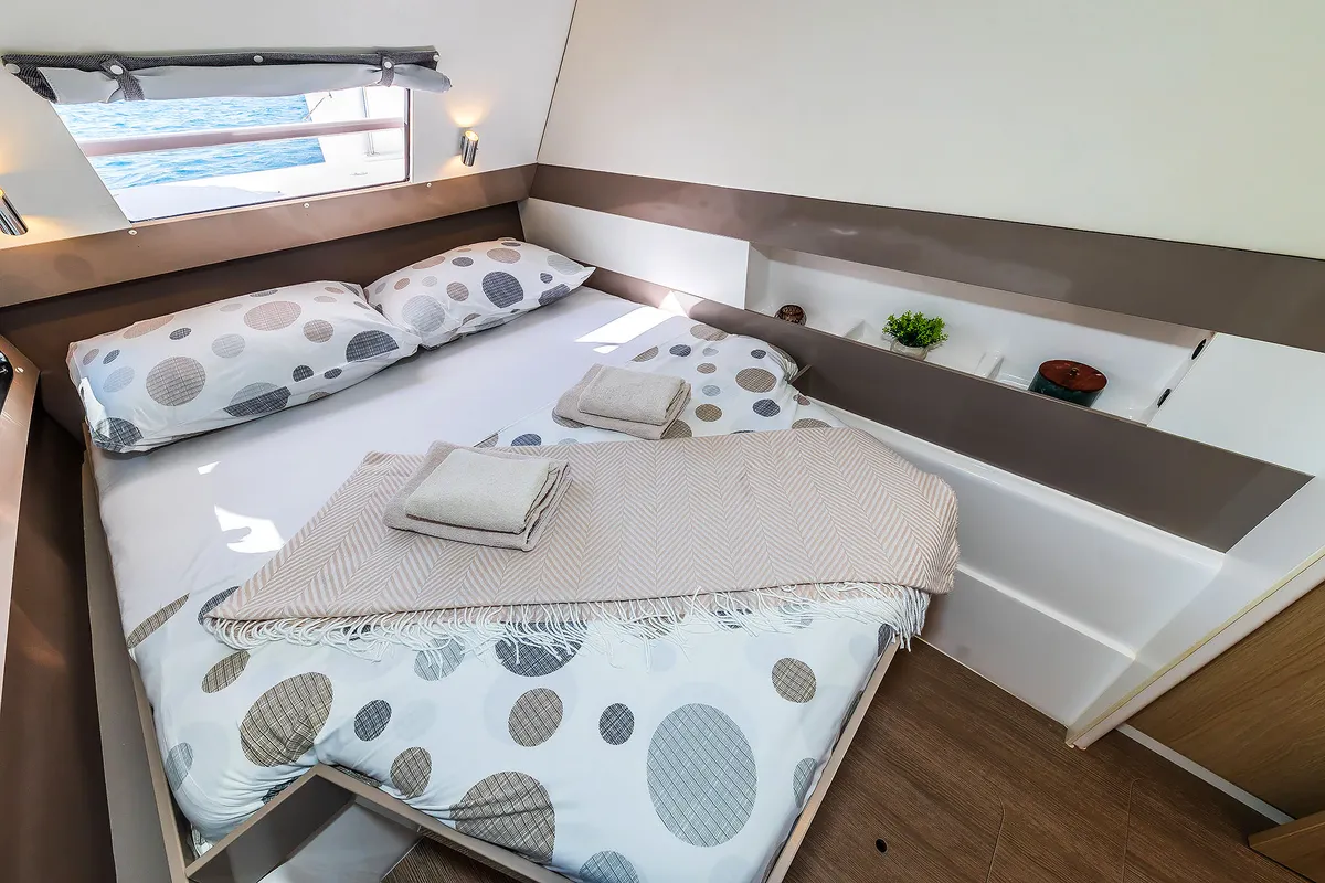 Kanalu, a Bali 4.1 catamaran at Grad Kaštela, Croatia