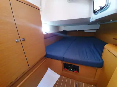 Cabin on T-Punch, a Jeanneau Sun Odyssey 409 sailboat at Baan Salak Phet, Thailand