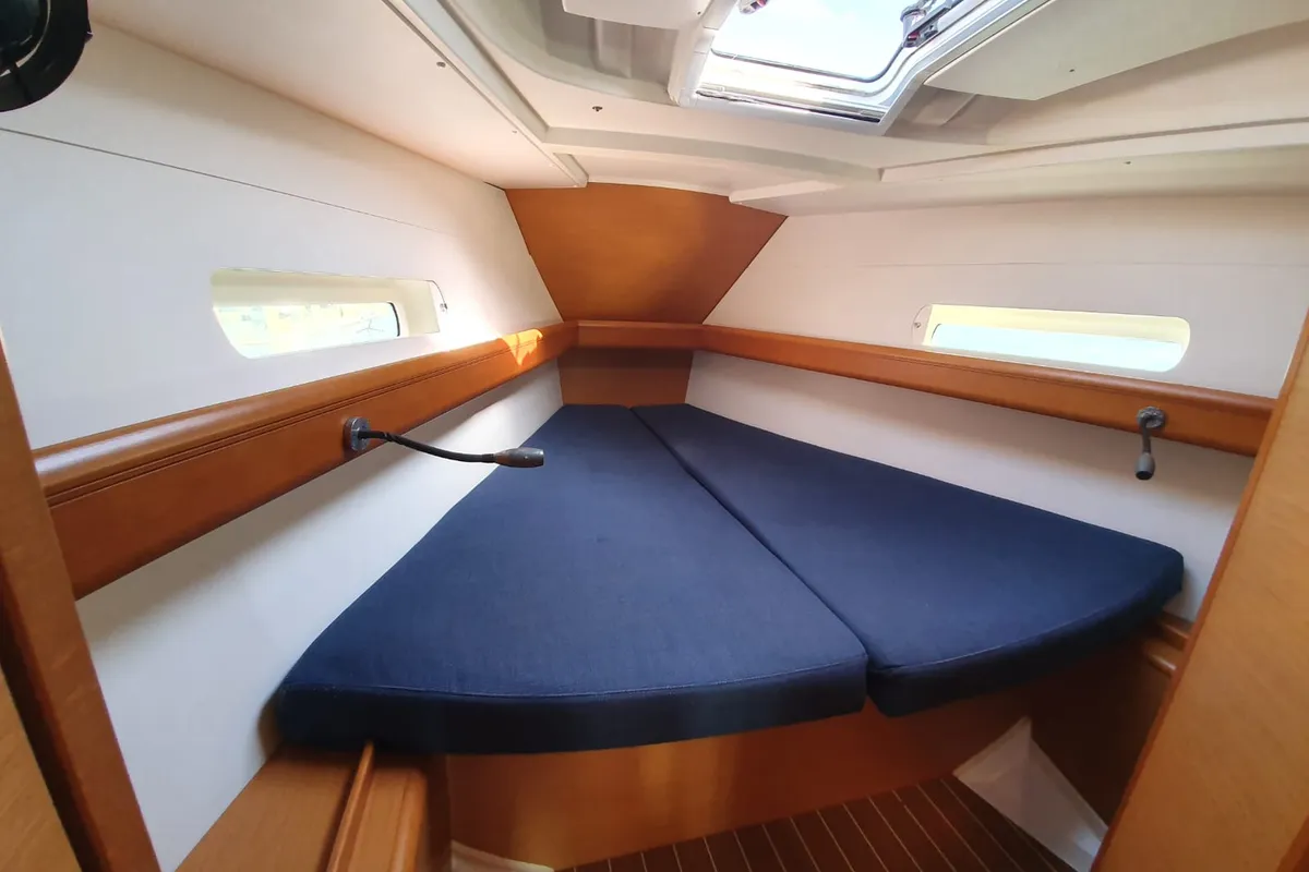 Cabin on T-Punch, a Jeanneau Sun Odyssey 409 sailboat at Baan Salak Phet, Thailand