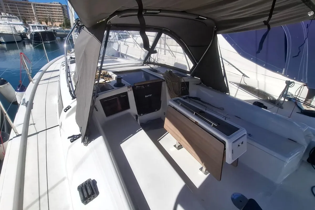 Cockpit of Nala, a Dufour 37 sailboat at Tonnarella, Italy