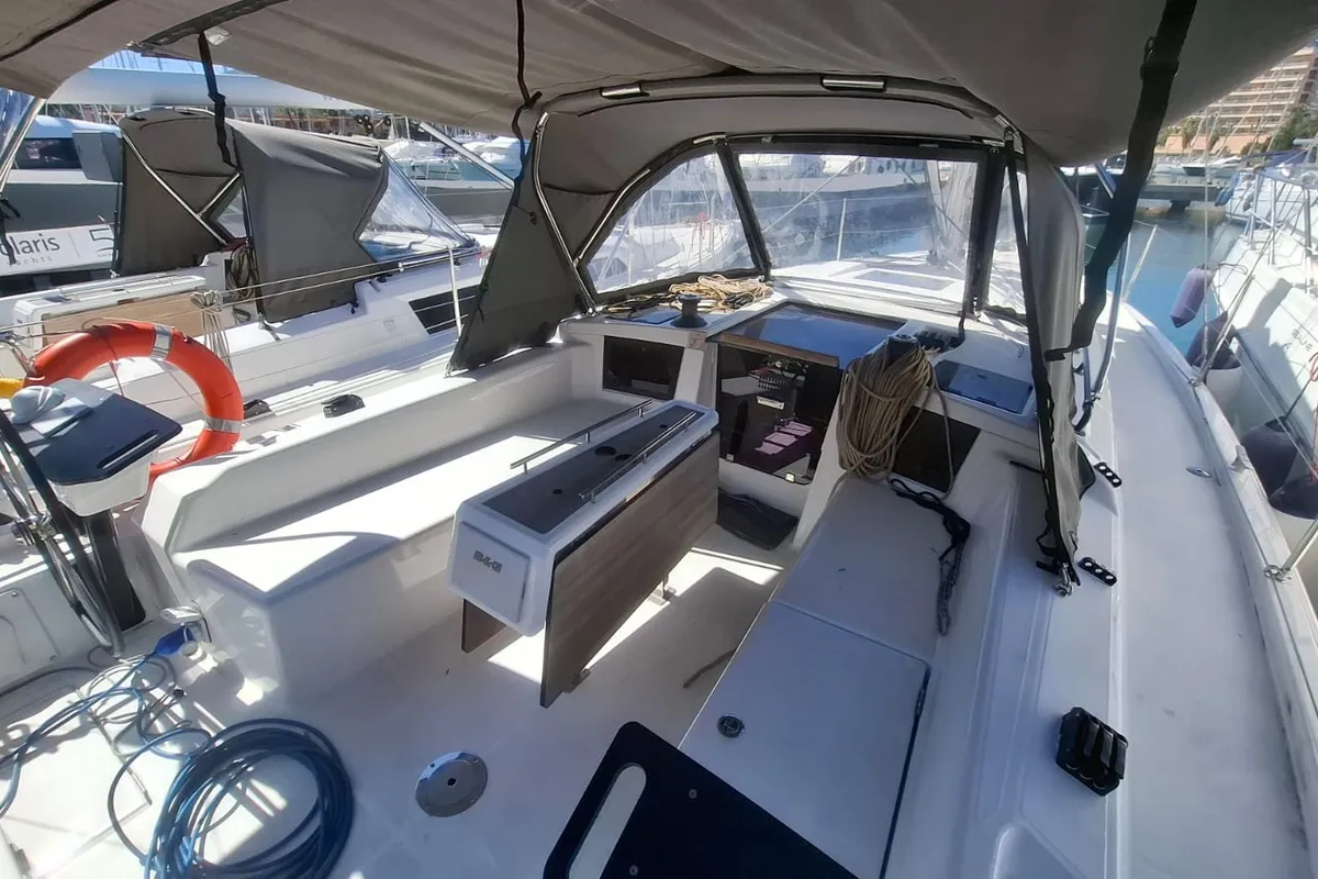 Cockpit of Nala, a Dufour 37 sailboat at Tonnarella, Italy