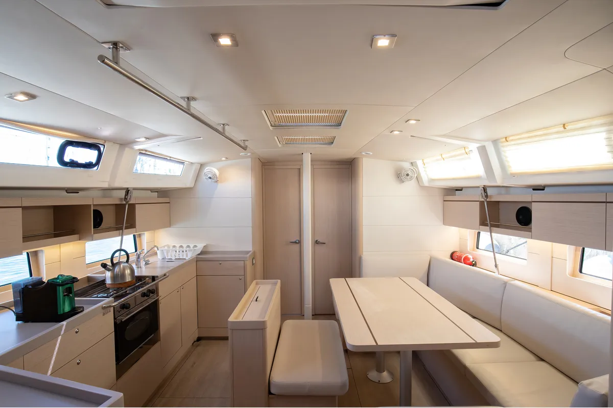 Salon of Filìa, a Beneteau Oceanis 46.1 sailboat at Capo d'Orlando, Italy