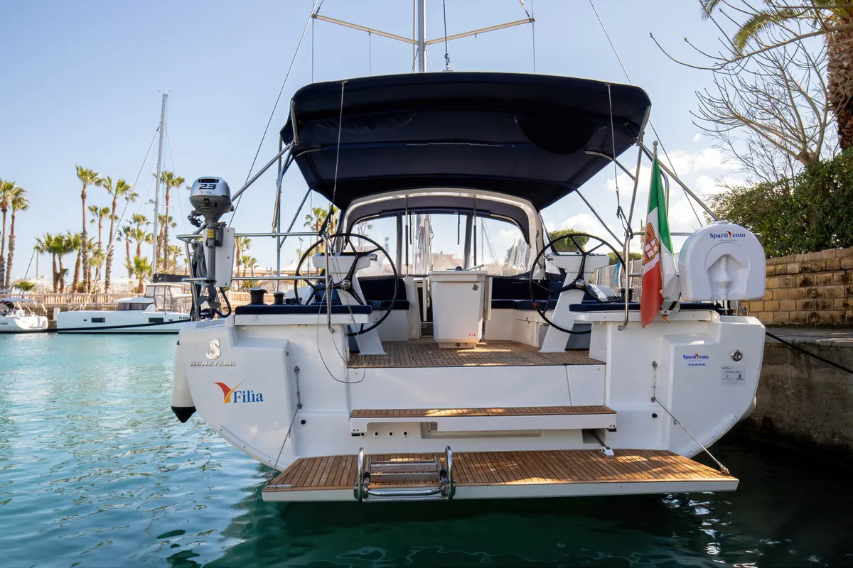 Exterior view of Filìa, a Beneteau Oceanis 46.1 sailboat at Capo d'Orlando, Italy