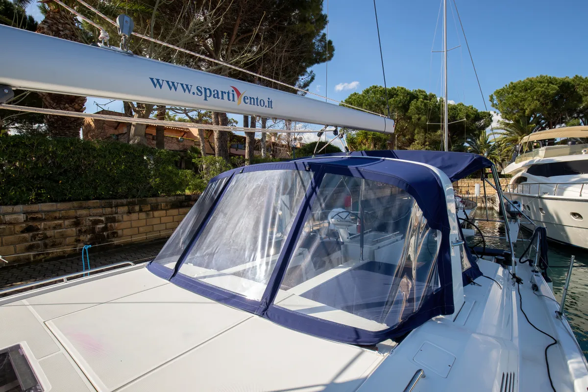Deck of Filìa, a Beneteau Oceanis 46.1 sailboat at Capo d'Orlando, Italy