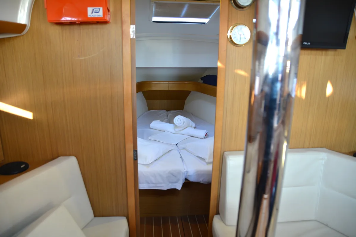 Cabin on Babis 2010, a Jeanneau Sun Odyssey 36i sailboat at Municipal Unit of Lefkada, Greece