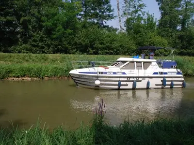 2514, a Tarpon 37 DP motorboat at Mittersheim, France