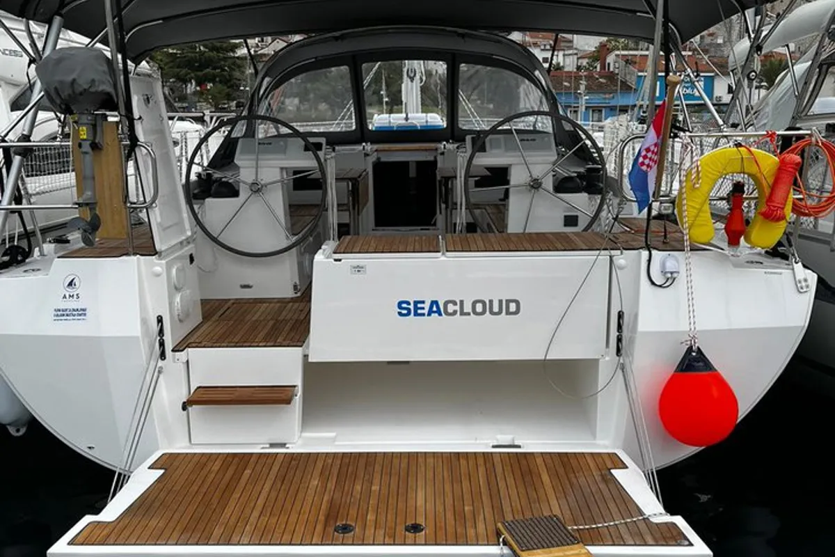 Exterior view of Seacloud, a Bavaria C45 Style sailboat at Općina Vrsar, Croatia