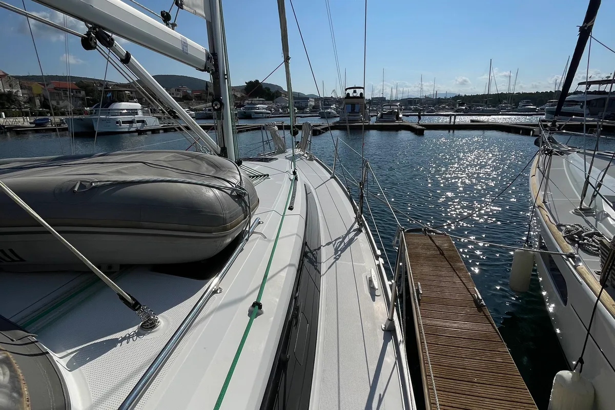 Deck of Mapalimi, a Bavaria Cruiser 37 sailboat at Grad Šibenik, Croatia
