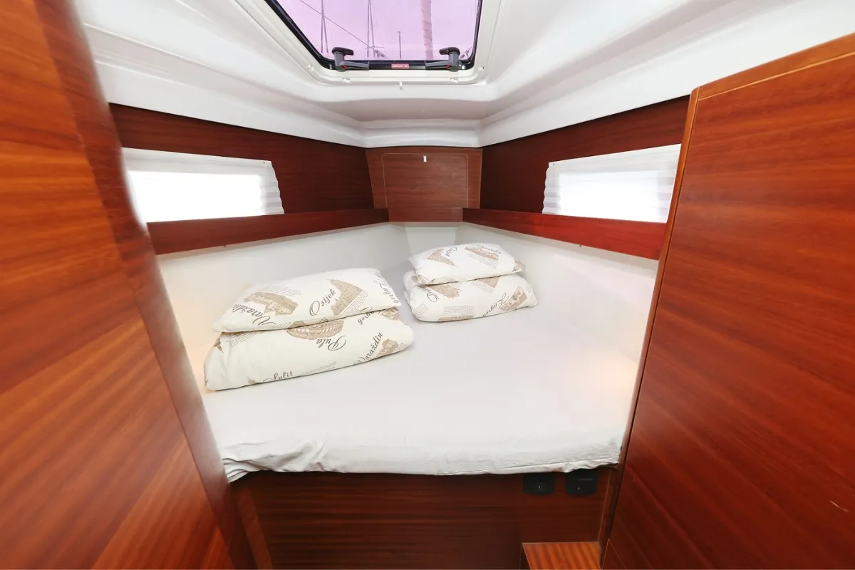 Cabin on Top Gun, a Elan Impression 45.1 sailboat at Pirovac, Croatia