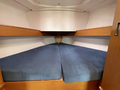 Cabin on Lightning, a Jeanneau Sun Odyssey 30i sailboat at Barth, Germany